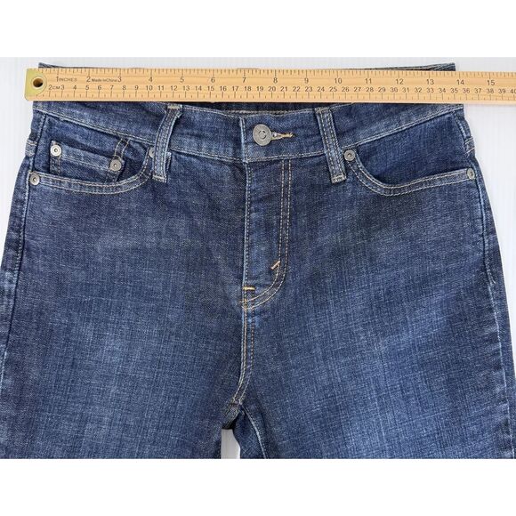 Levi's 512 Women's Perfectly Slimming Boot Cut Ankle Jeans Size 8P (Fit 28x28) - Picture 5 of 12